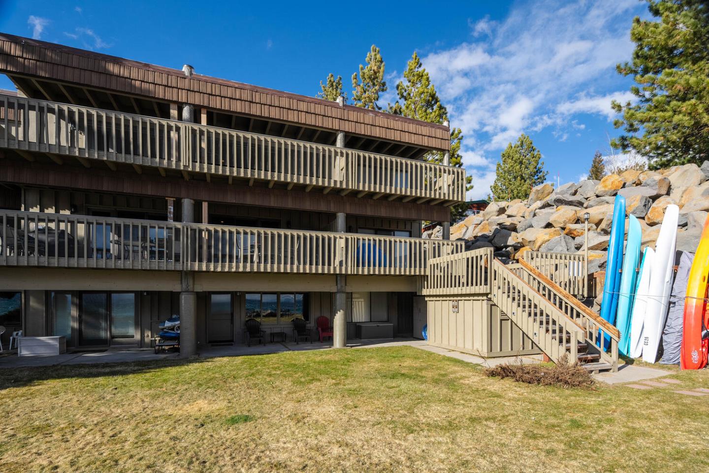 Detail Gallery Image 53 of 60 For 7600 North Lake Boulvard #37,  Tahoe Vista,  CA 96148 - 3 Beds | 3/1 Baths