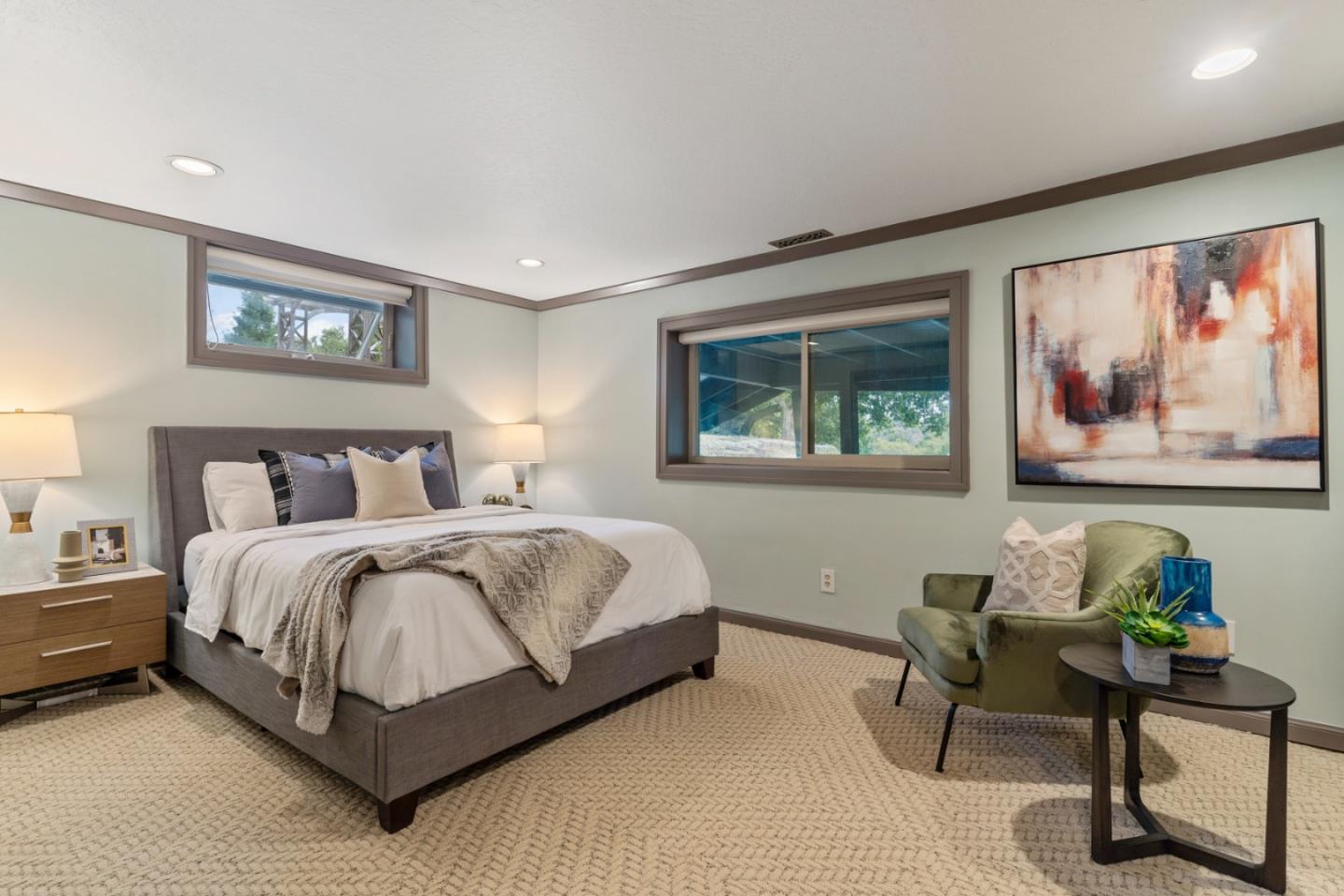 Detail Gallery Image 41 of 67 For 25915 Elena Rd, Los Altos Hills,  CA 94022 - 5 Beds | 3/1 Baths