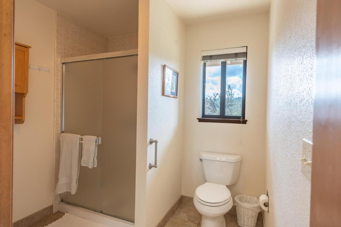 Detail Gallery Image 20 of 20 For 12640 Mount Jefferson St, Groveland,  CA 95321 - 3 Beds | 2/1 Baths