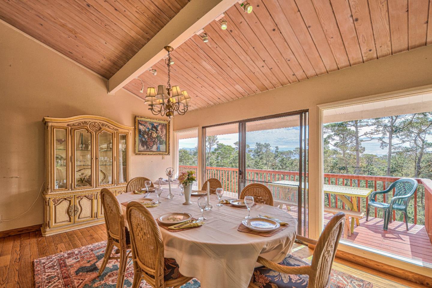 Detail Gallery Image 12 of 55 For 4140 Sunset Ln, Pebble Beach,  CA 93953 - 3 Beds | 2/1 Baths