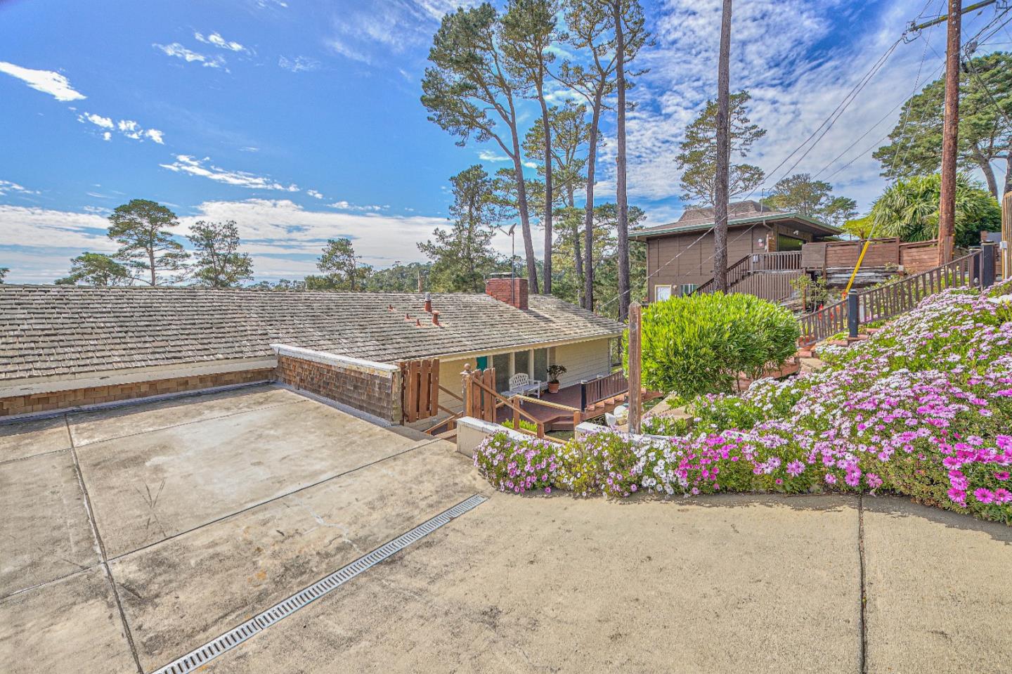 Detail Gallery Image 2 of 55 For 4140 Sunset Ln, Pebble Beach,  CA 93953 - 3 Beds | 2/1 Baths
