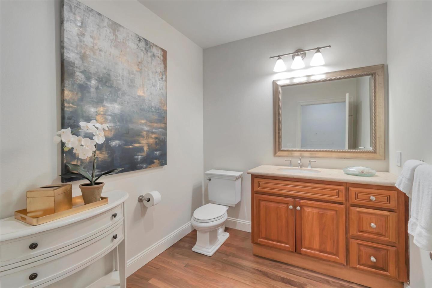 Detail Gallery Image 16 of 33 For 325 Channing Ave #104,  Palo Alto,  CA 94301 - 2 Beds | 2/1 Baths