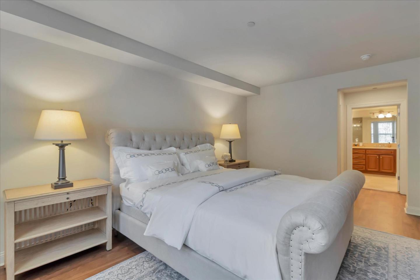 Detail Gallery Image 18 of 33 For 325 Channing Ave #104,  Palo Alto,  CA 94301 - 2 Beds | 2/1 Baths