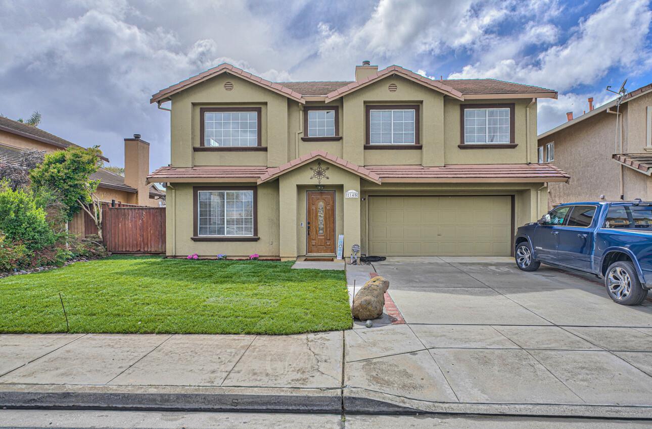 Photo of 1145 Eagle Dr in Salinas, CA